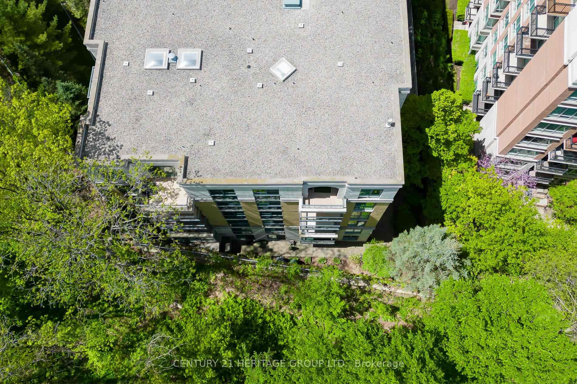 11 William Carson Crescent Unit 306 photo 22