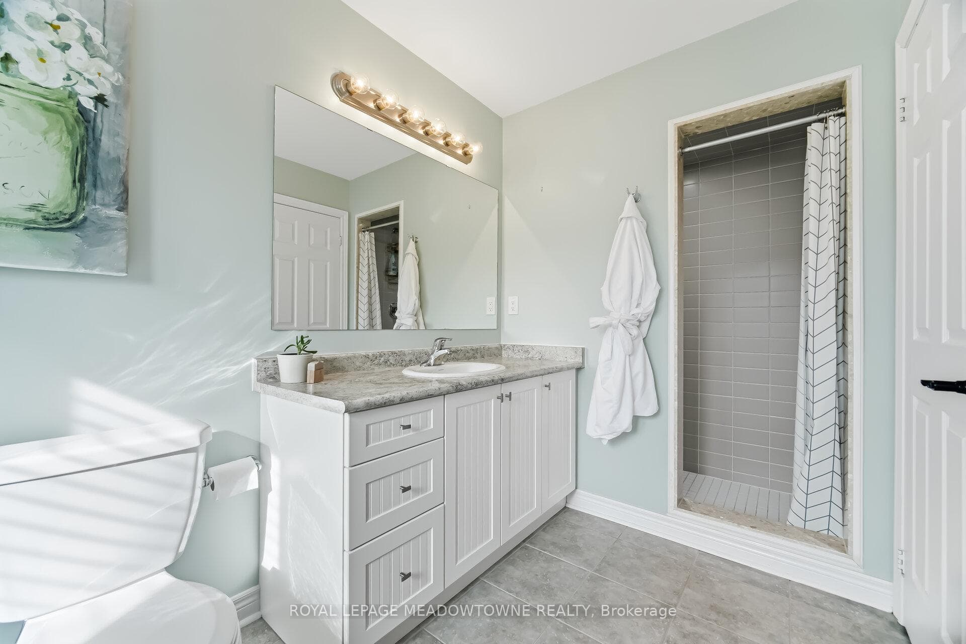 21 Sharpe Crescent photo 29