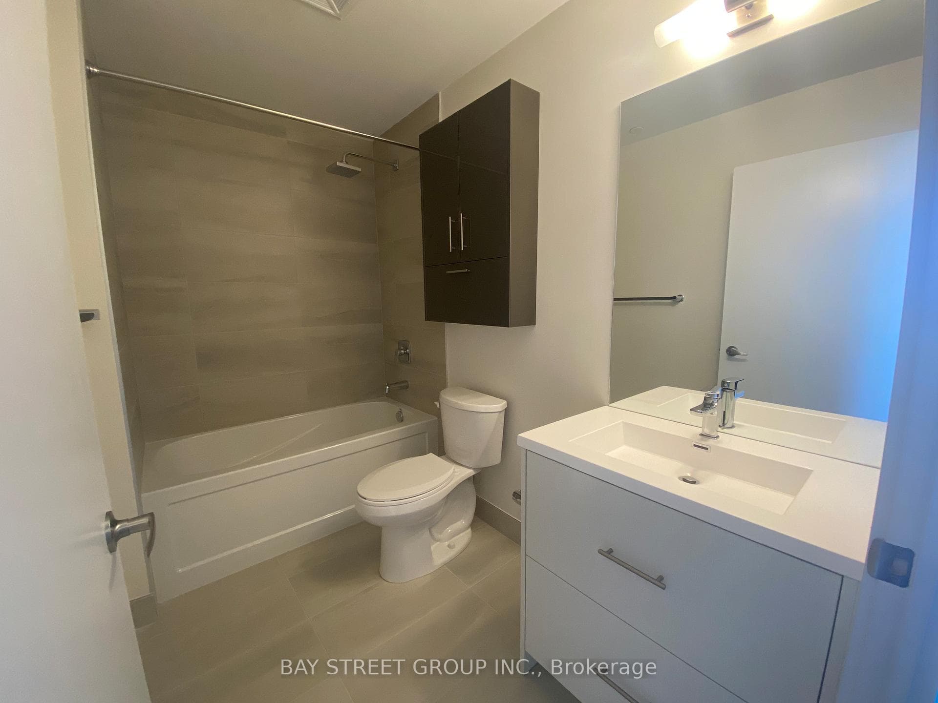 188 Fairview Mall Drive Unit 617 photo 7