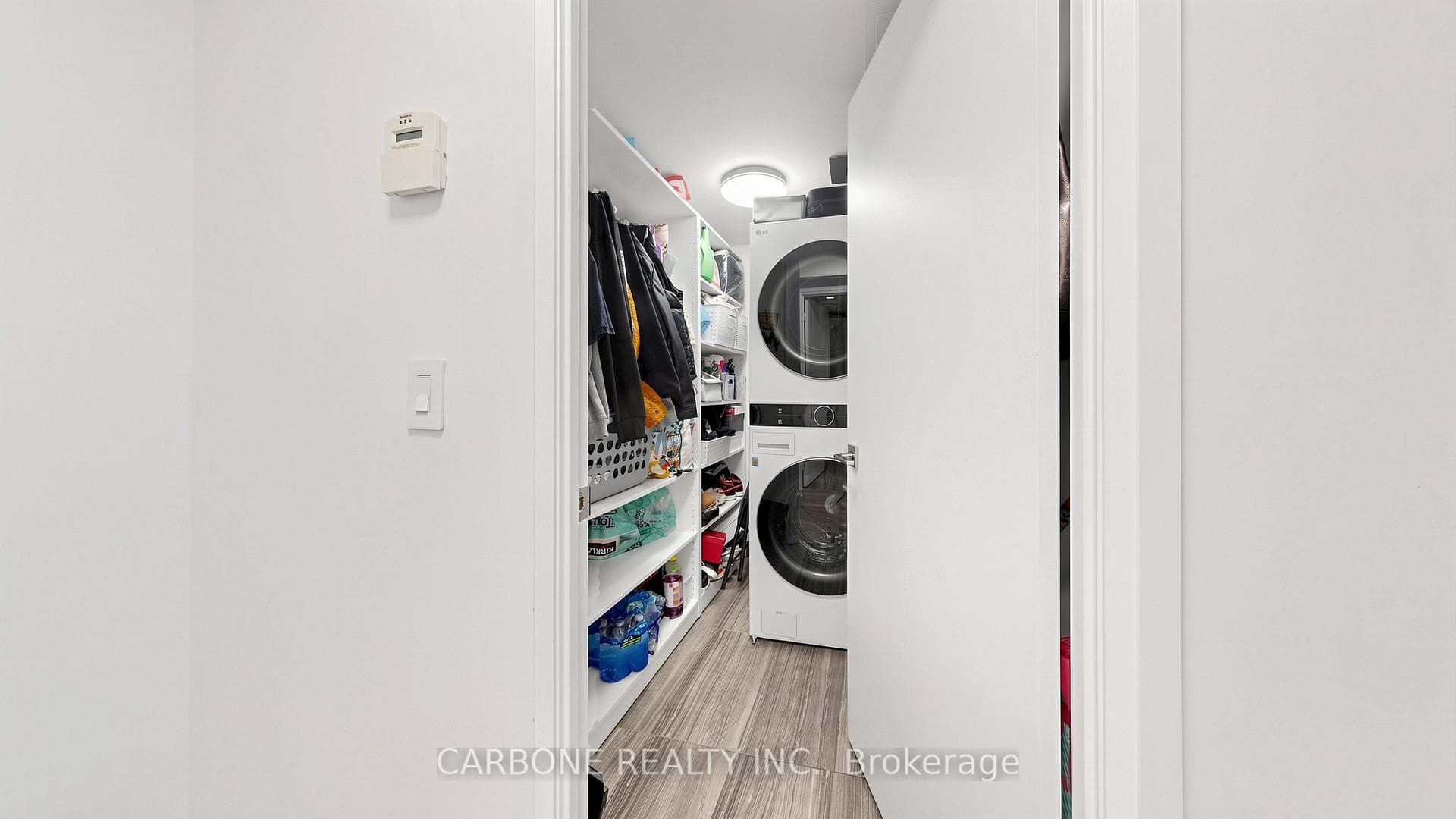 555 Wilson Avenue Unit E904 photo 16