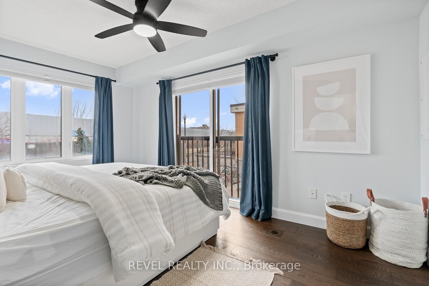 8 Foundry Avenue Unit 157 photo 14