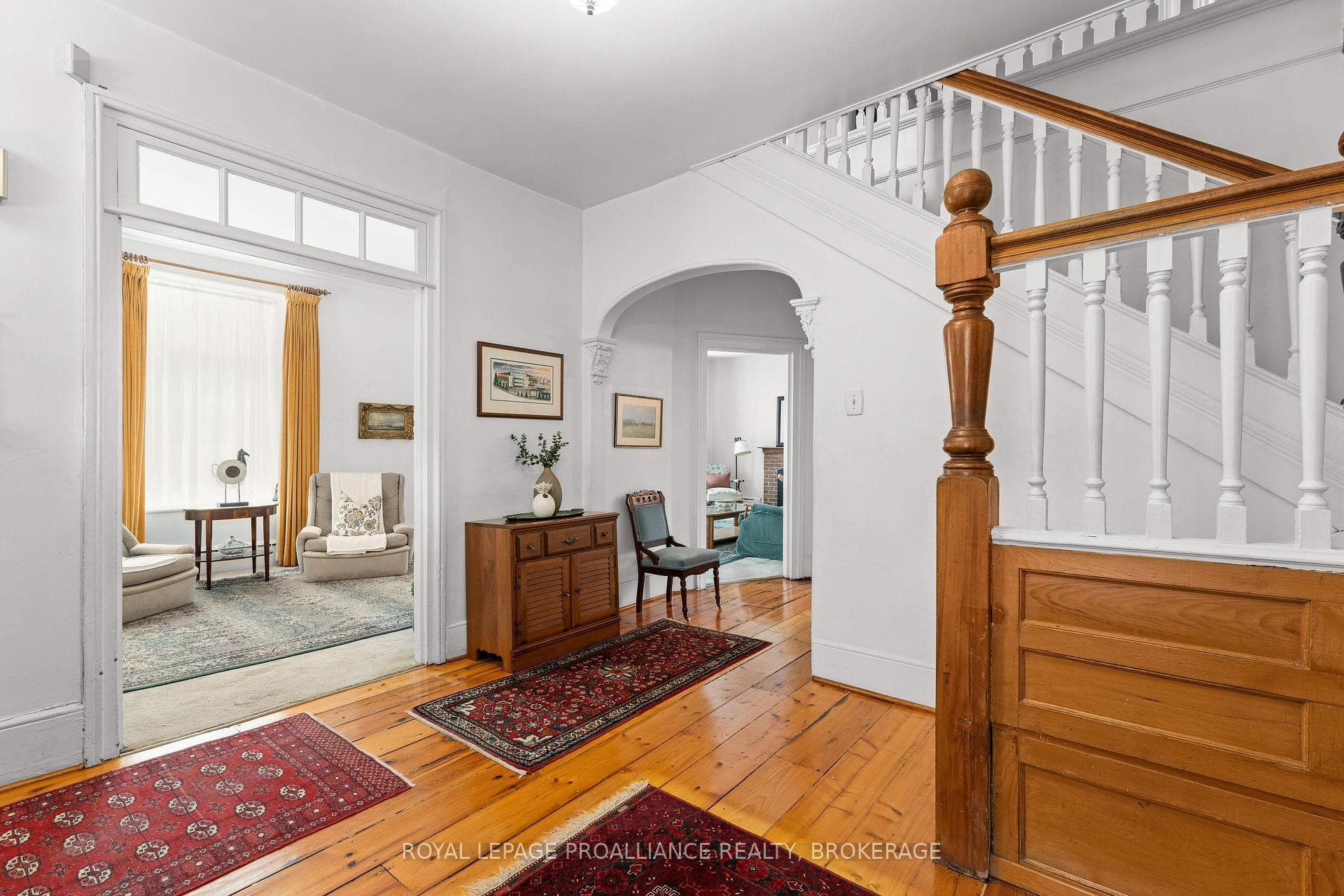 2 Alwington Avenue photo 6