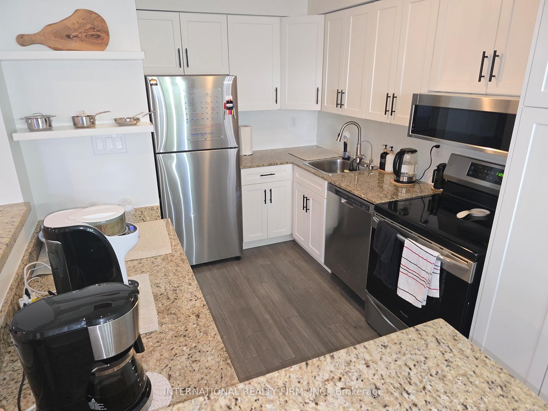 600 Silver Creek Boulevard Unit 32 photo 5