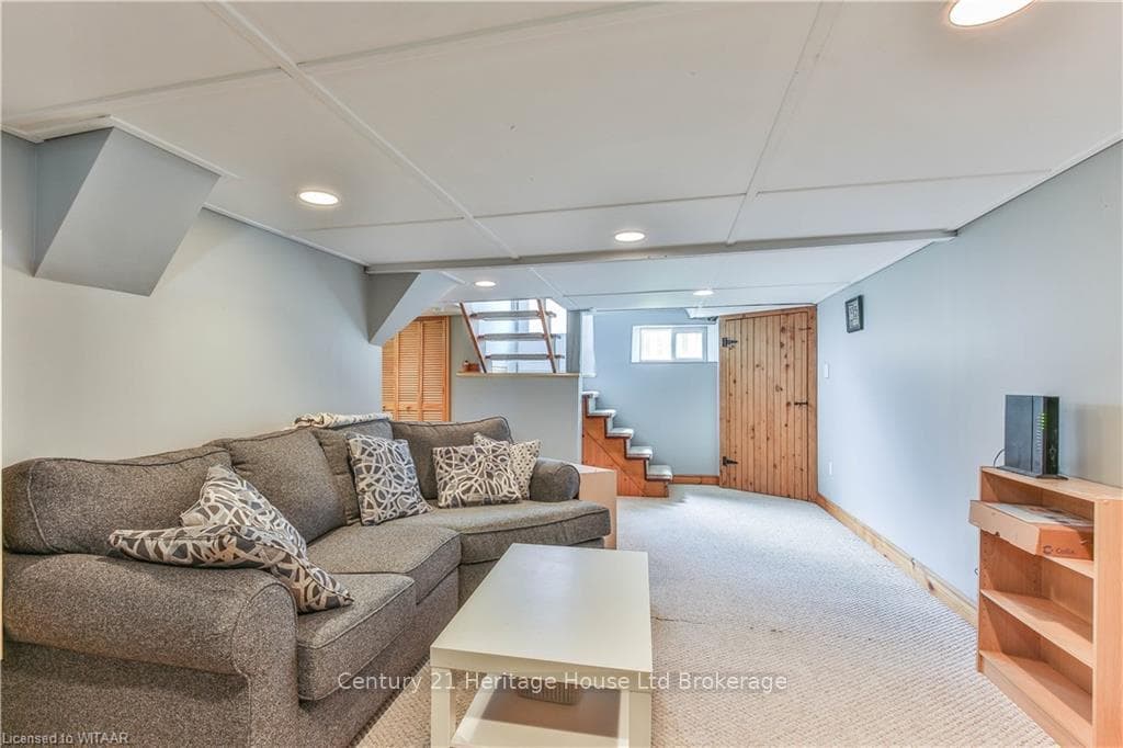 11 PACIFIC Avenue photo 28