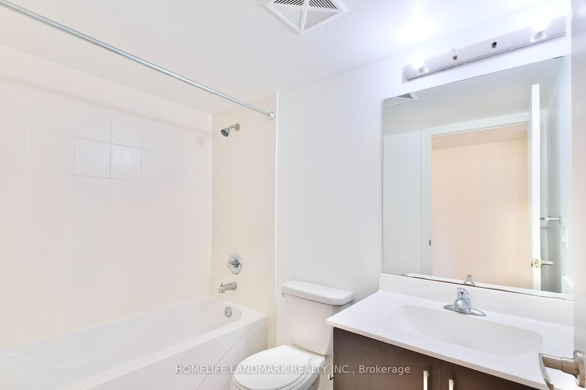 50 Town Centre Court Unit 3502 photo 6