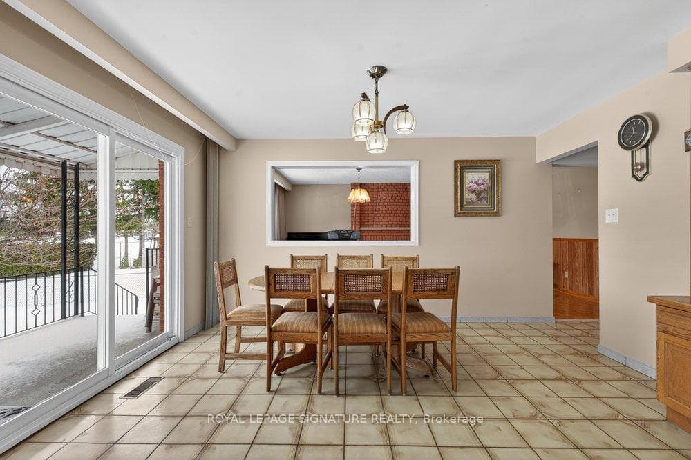 52A Gooderham Drive photo 12