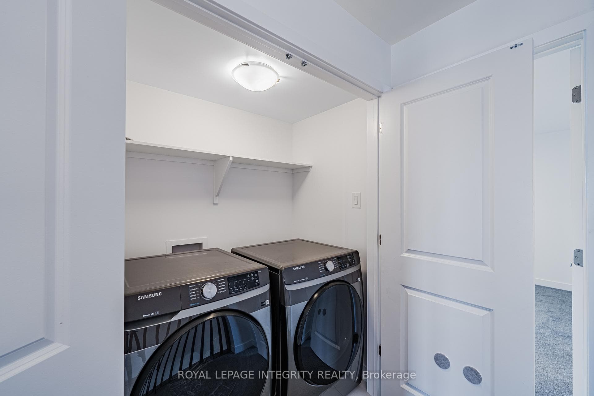 53 MAIZE Street photo 30