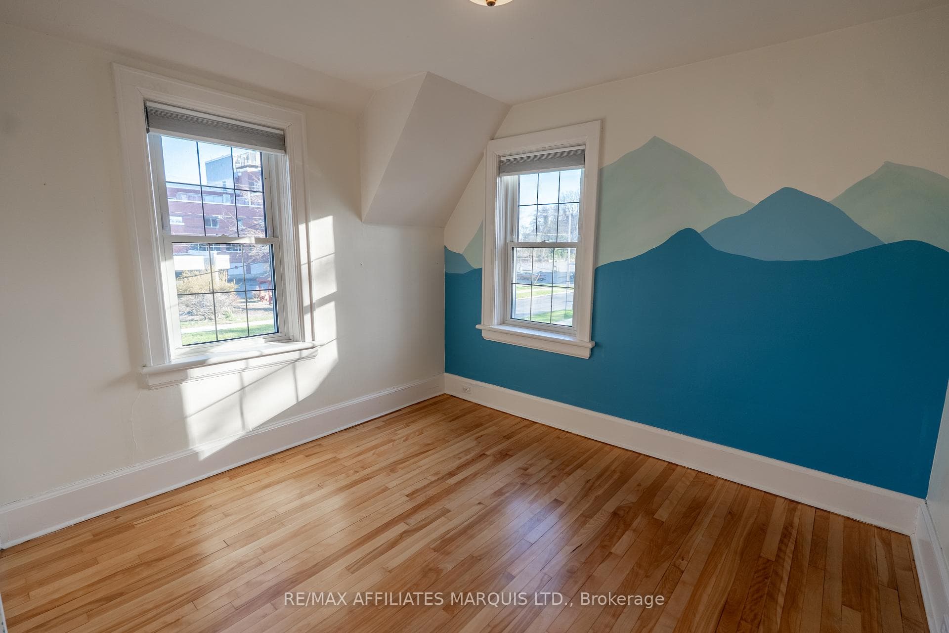 9 OLD ORCHARD Avenue photo 19