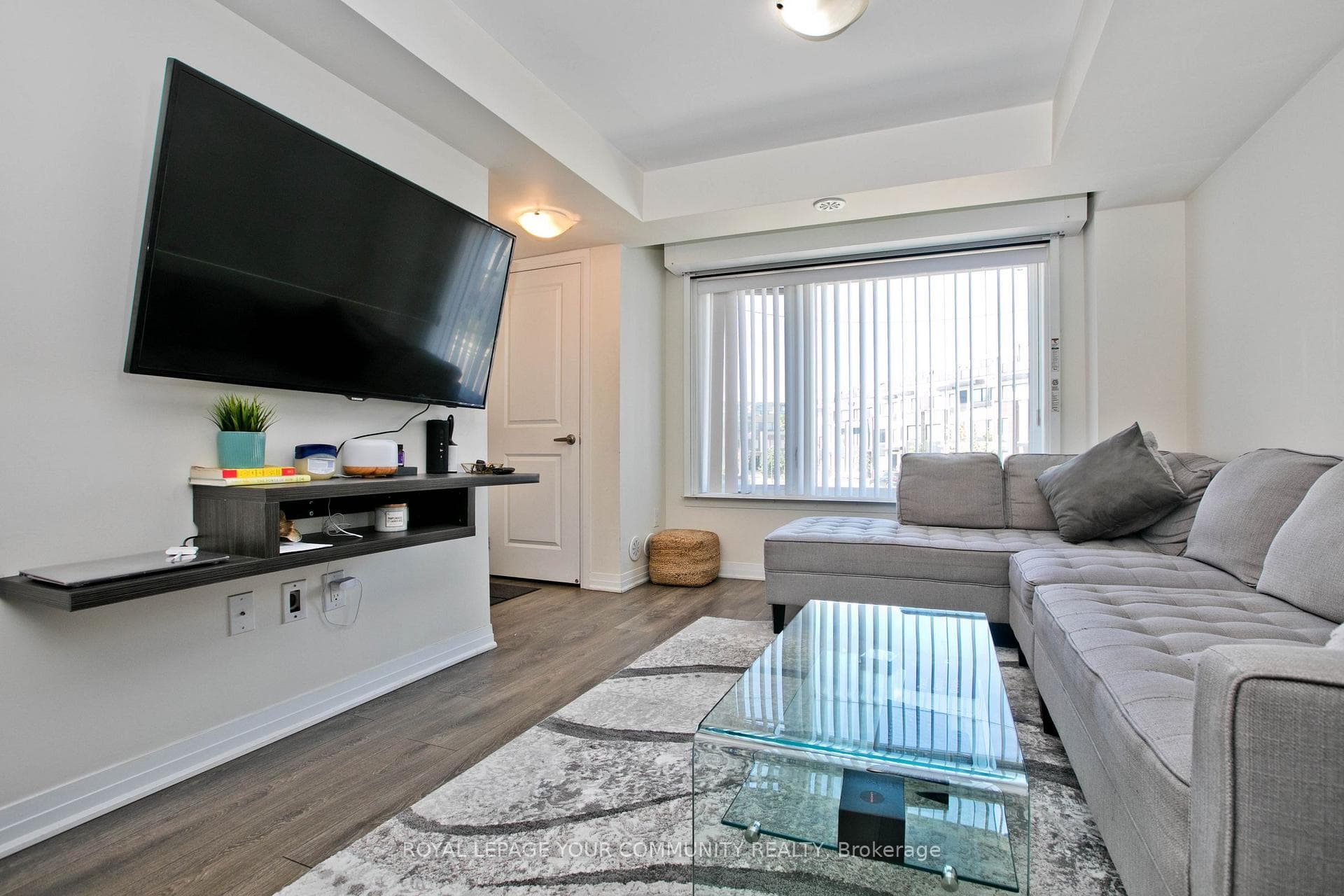 179 William Duncan Road Unit 2 photo 5