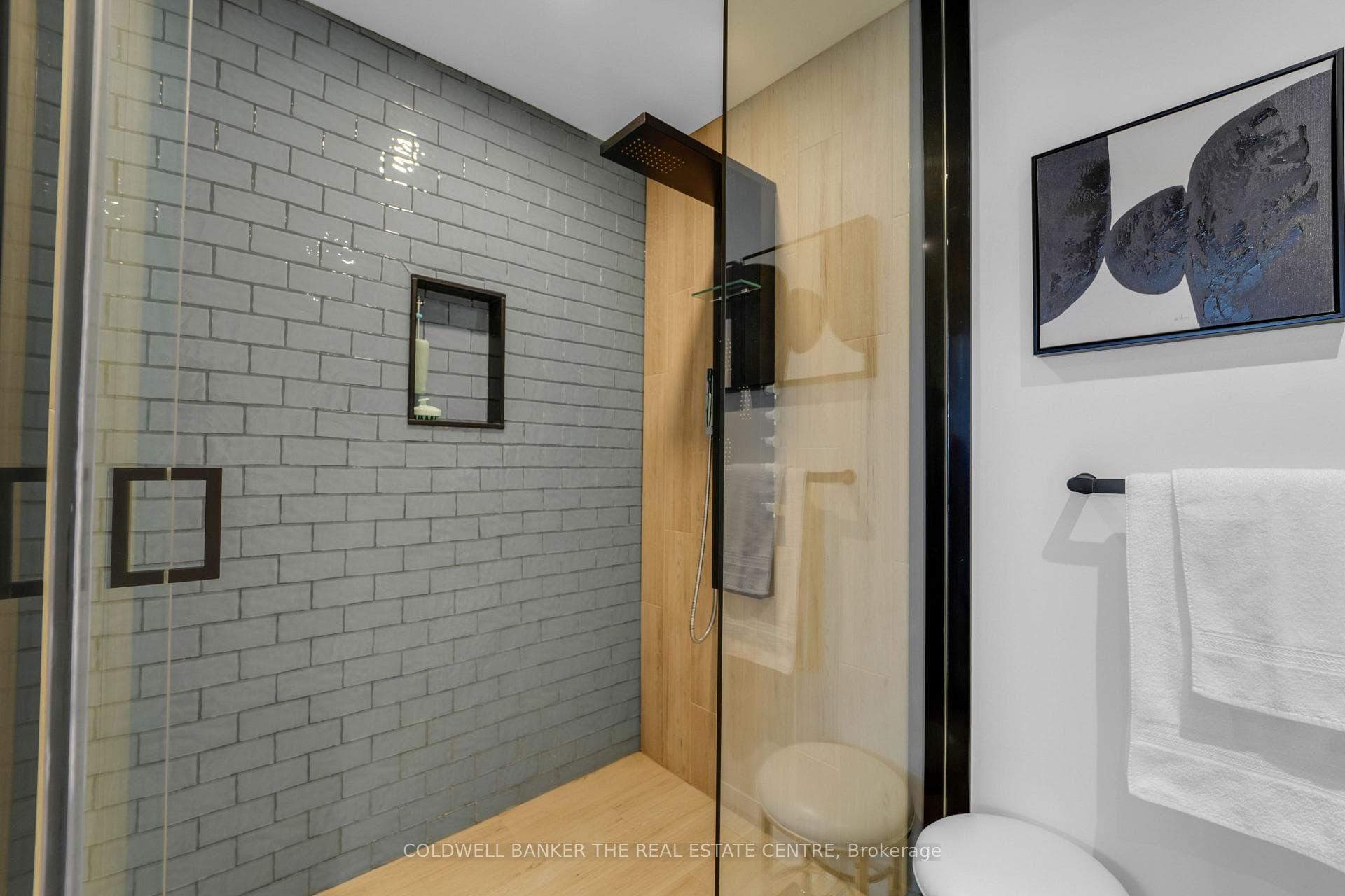 271 Aurora Heights Drive photo 21
