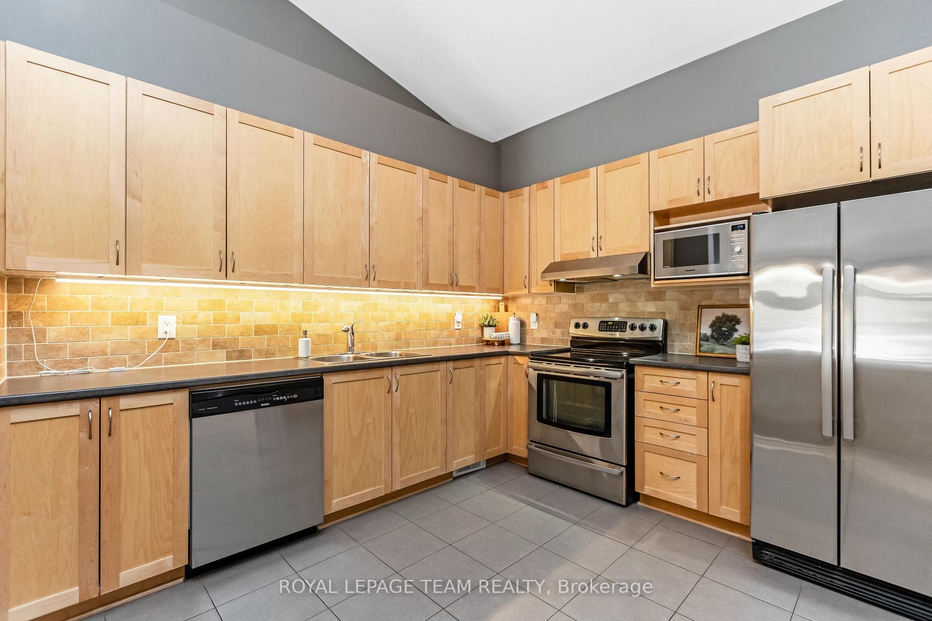 428 Statewood Drive photo 4
