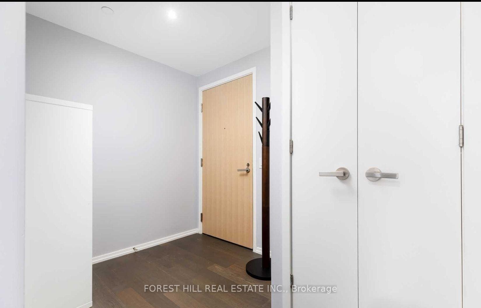 5 Soudan Avenue Unit 3111 photo 2