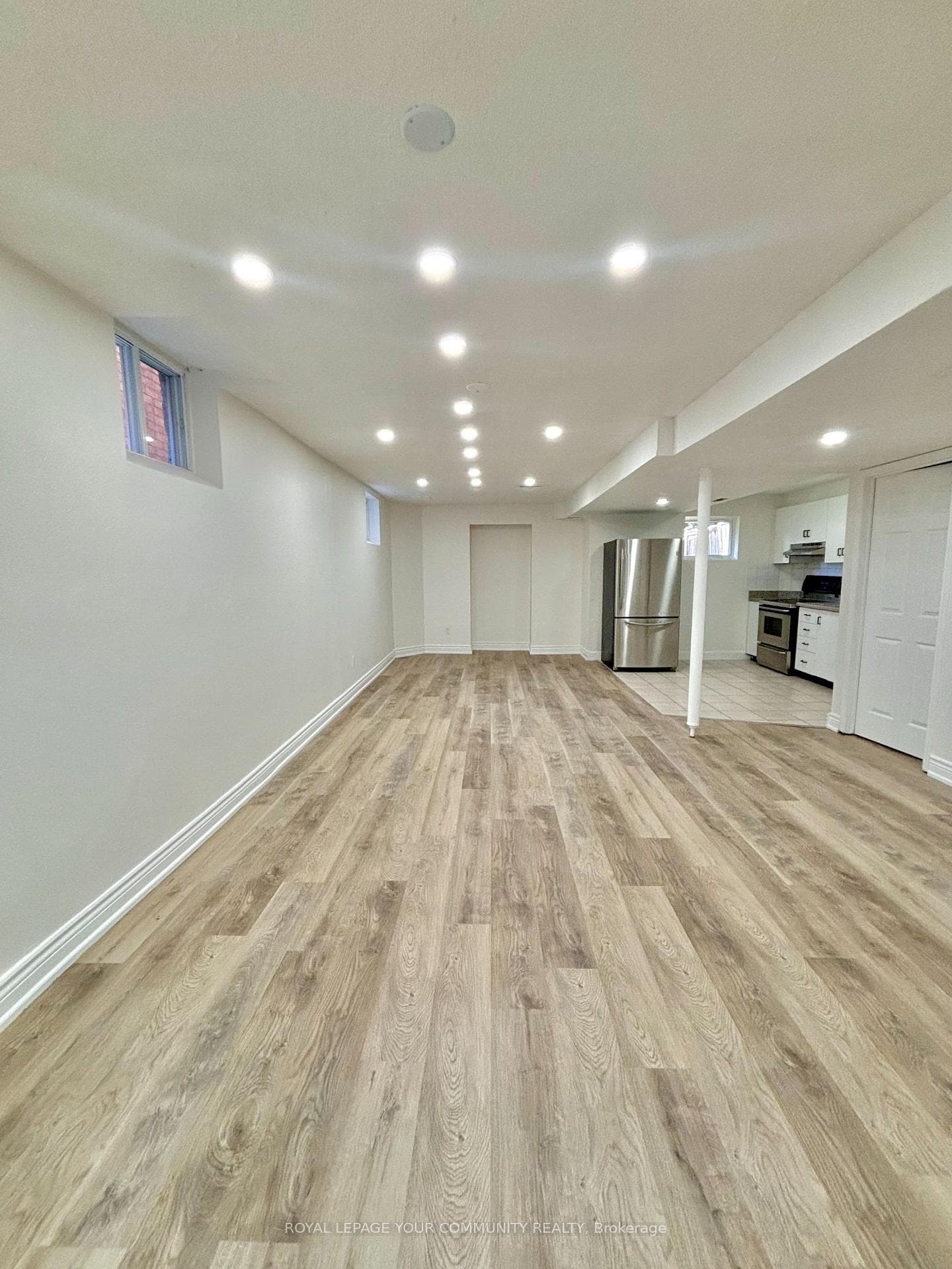 36 Umbria Crescent Unit Bsmt photo 3