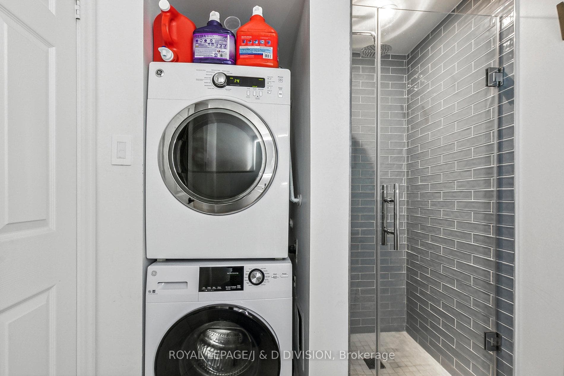 300 Balliol Street Unit 807 photo 14