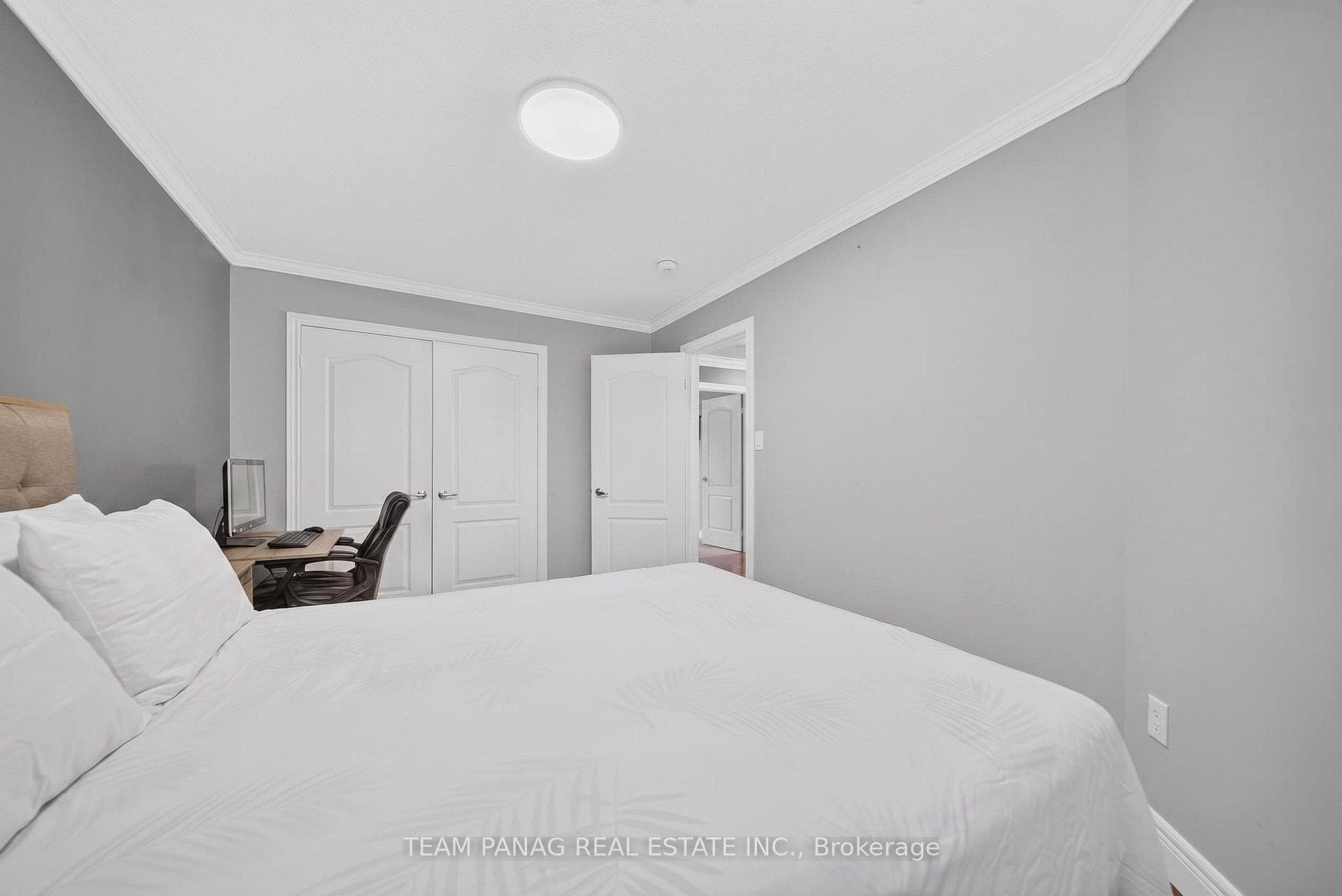 11 Belleville Drive photo 33