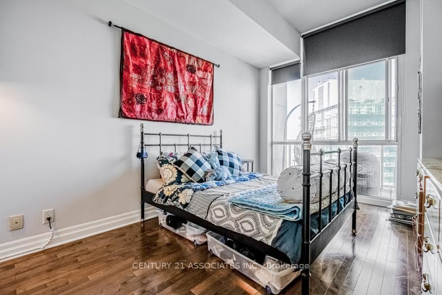 3939 Duke Of York Boulevard Unit 3204 photo 11