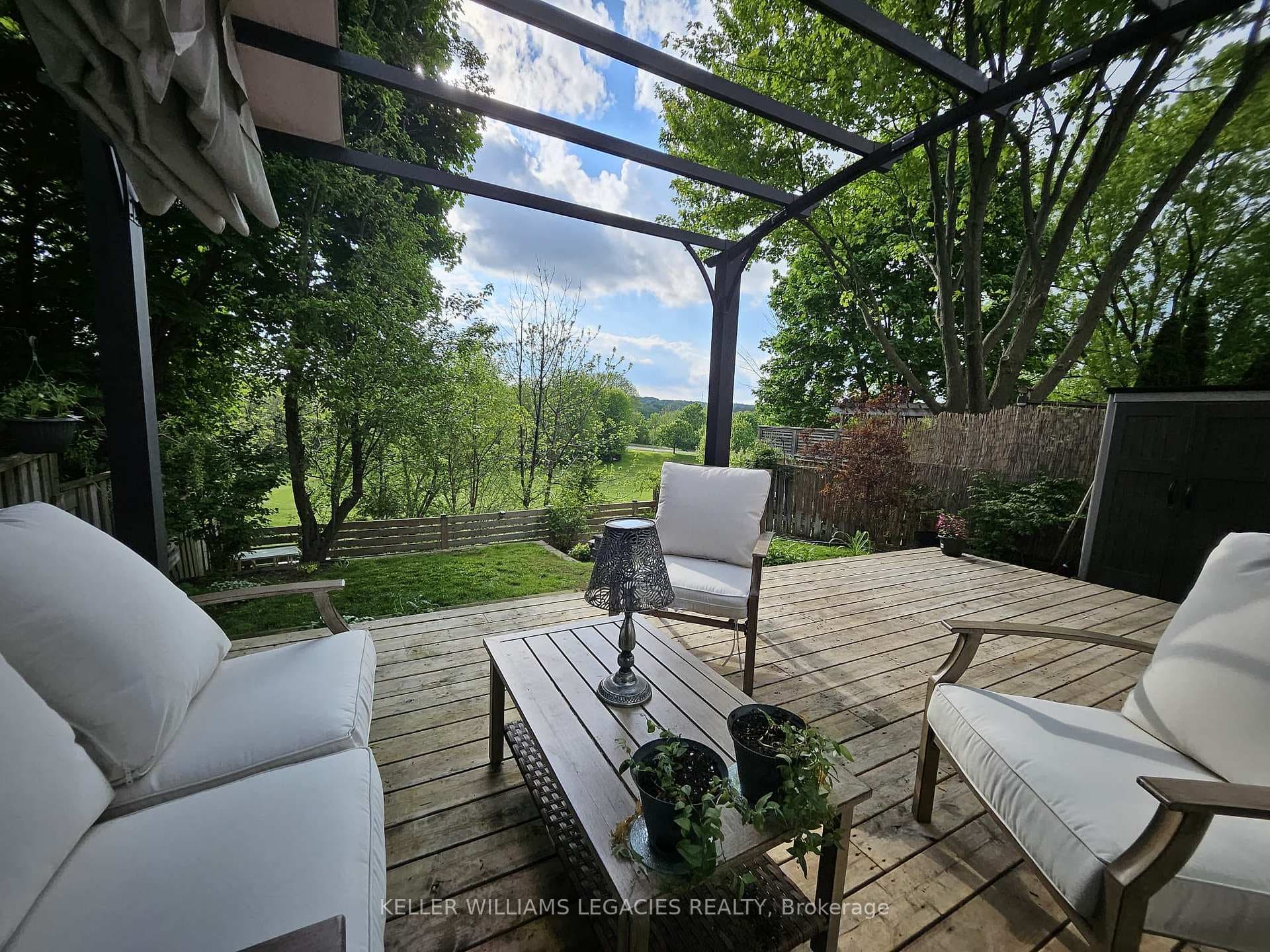 160 Spruce Street photo 30