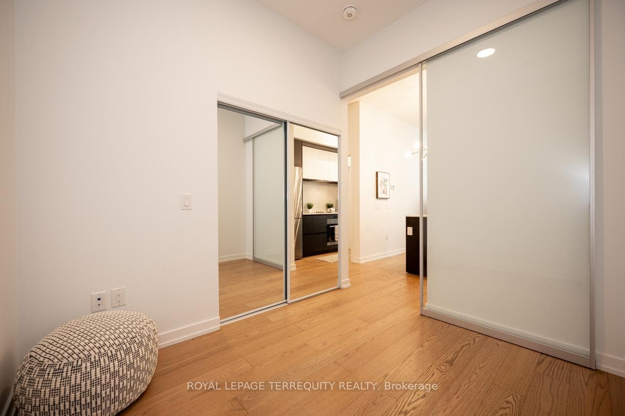 34 Tubman Avenue Unit 306 photo 23