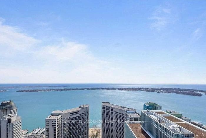 88 Harbour Street Unit 6609 photo 5