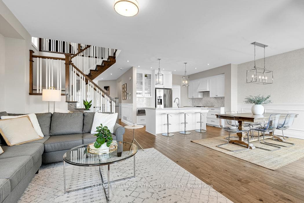 828 Carnelian Crescent photo 5