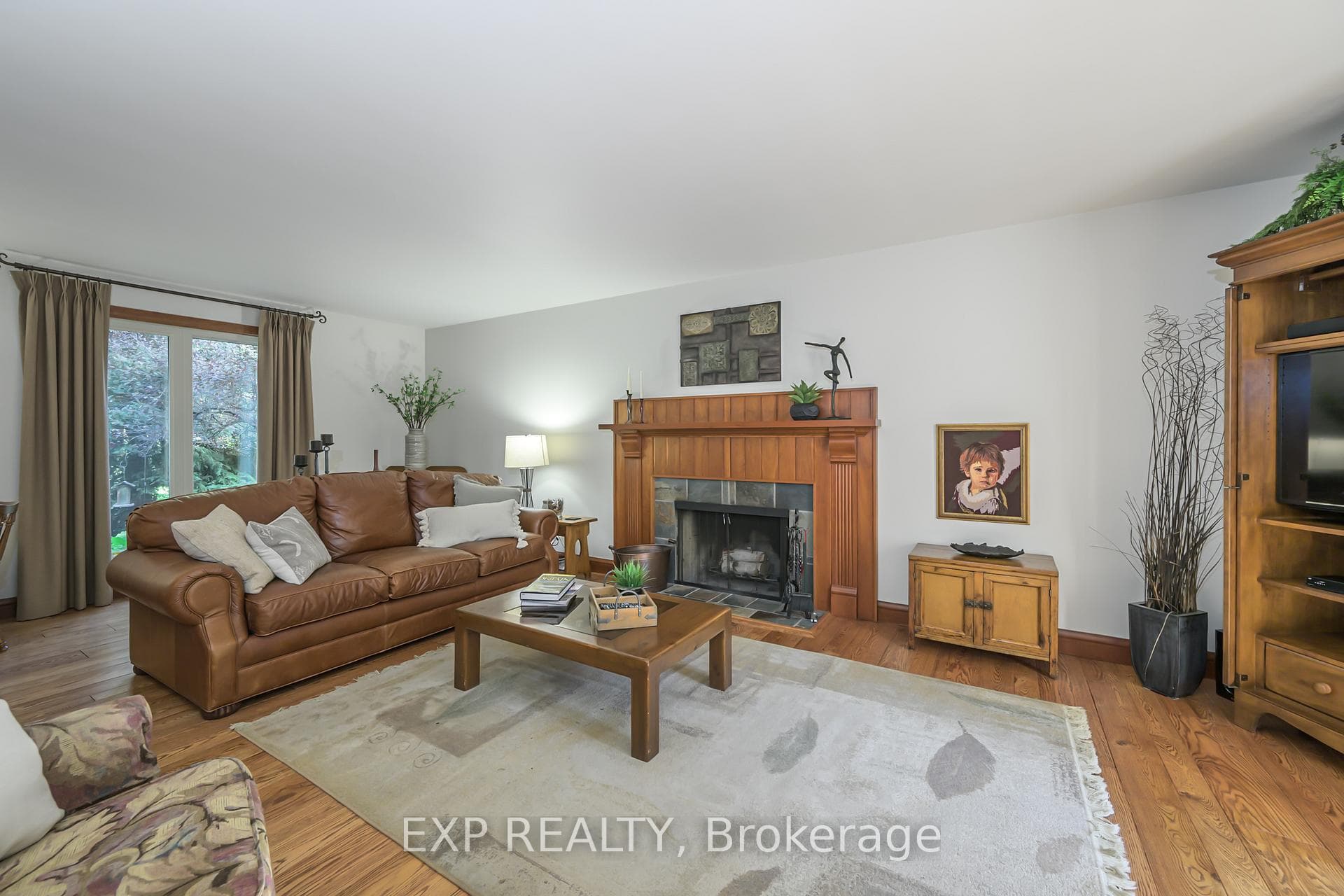 526 Talbot Road photo 24