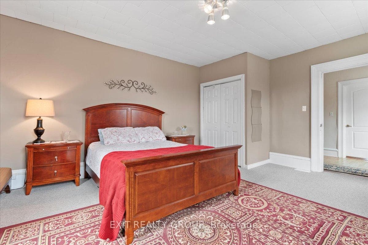 105 Hoskin Road photo 31