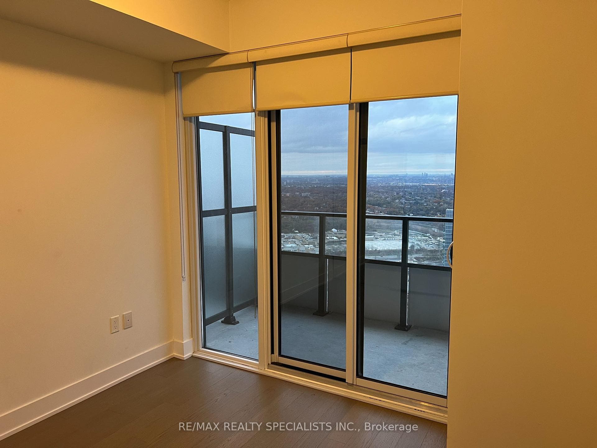 30 Shore Breeze Drive Unit 5305 photo 20