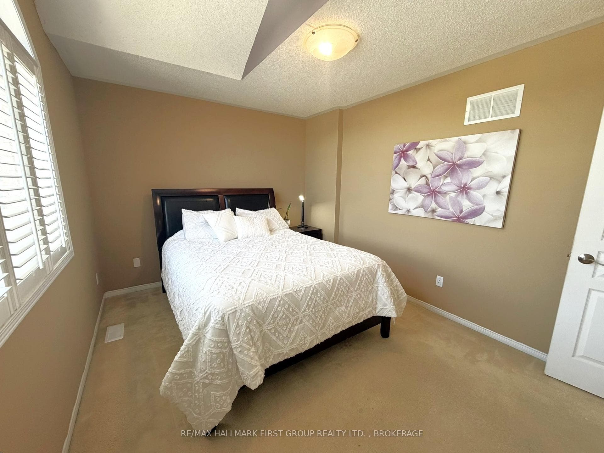 77 Bambridge Street photo 31