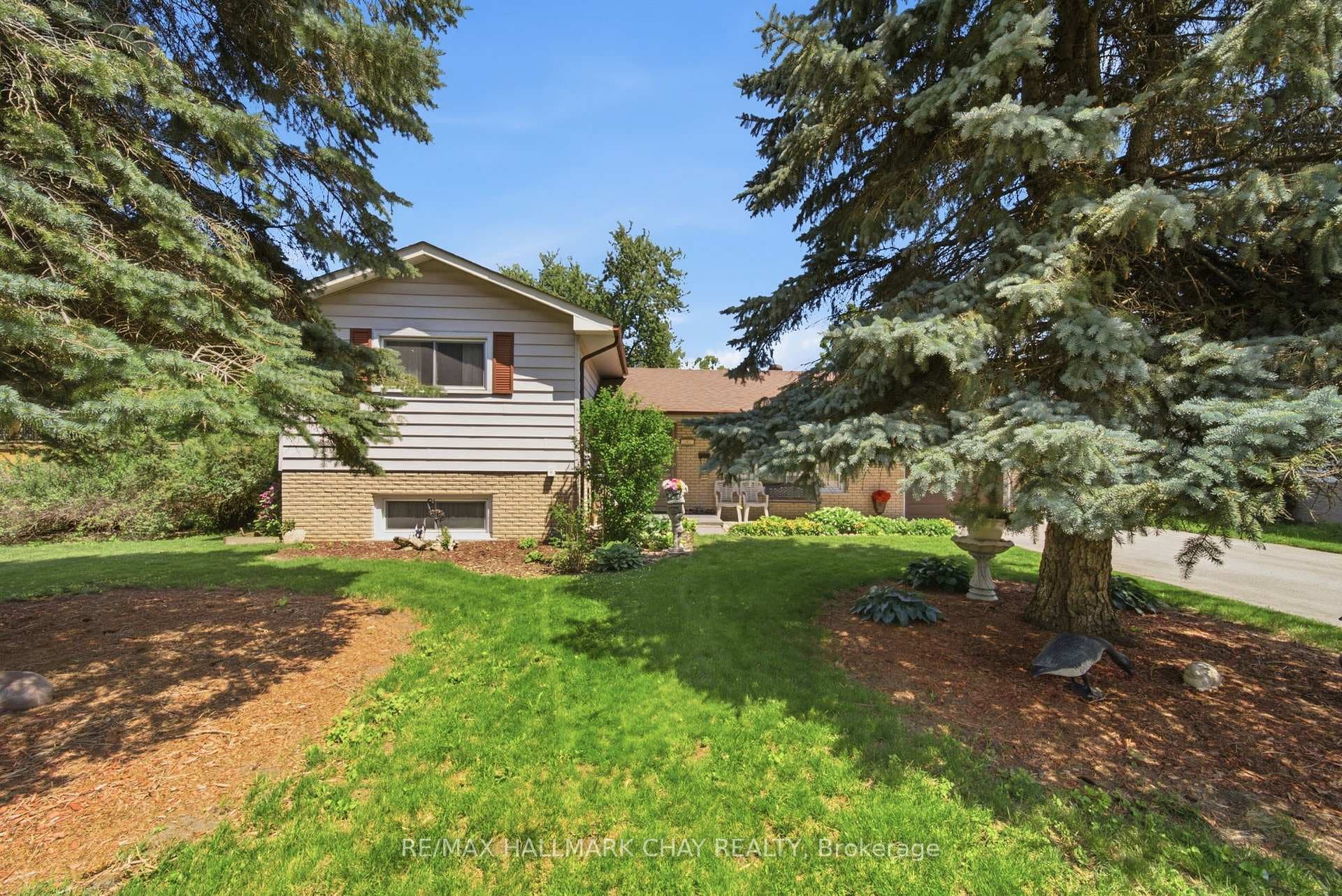 6 Highcroft Drive photo 3