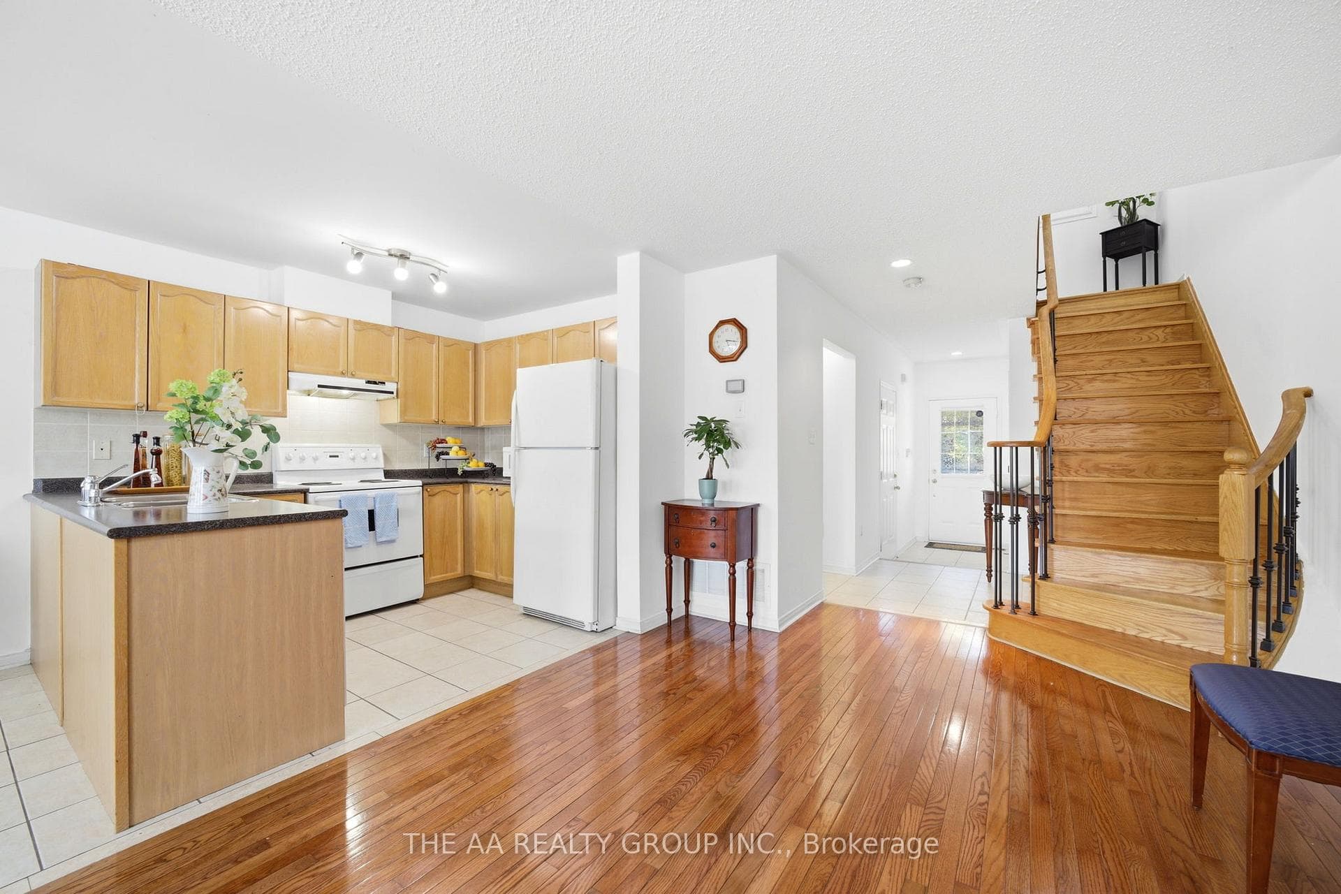 93 San Gabriele Place photo 12