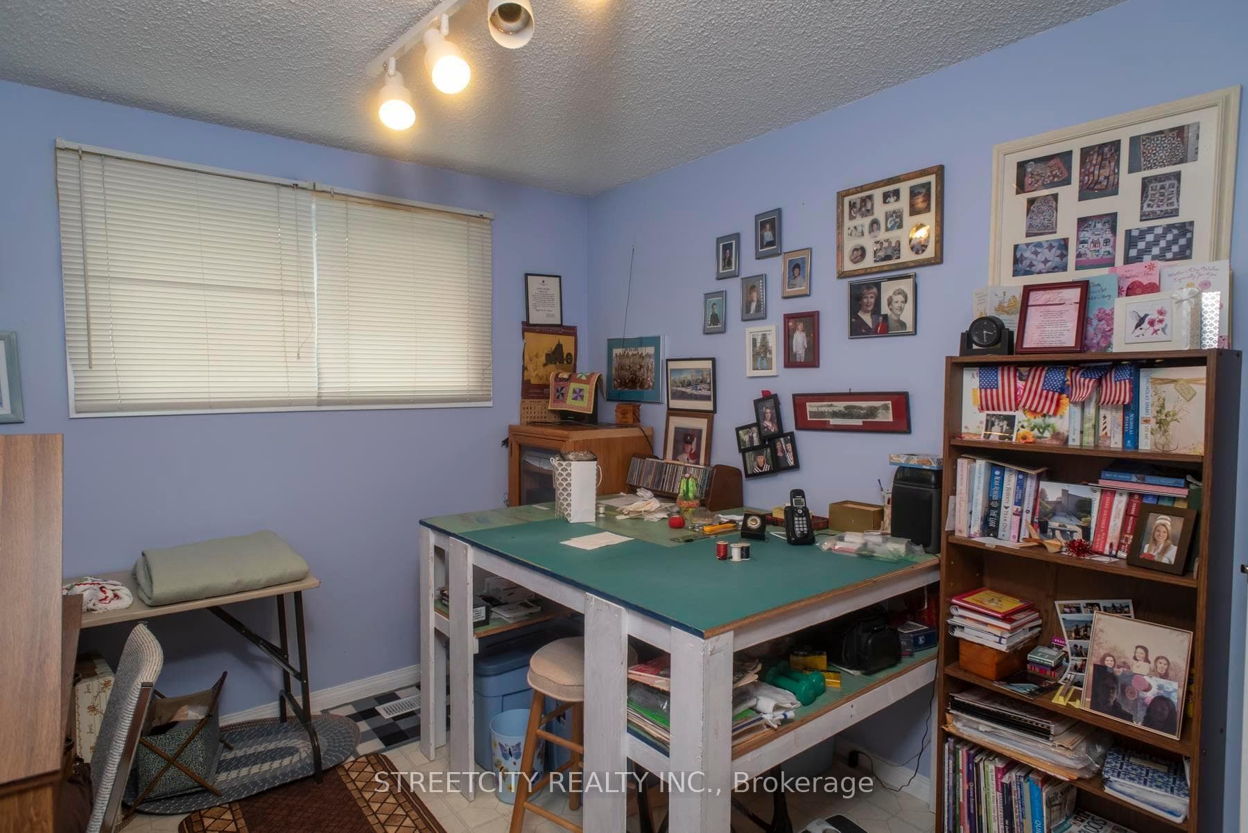 212 County Boulevard photo 19