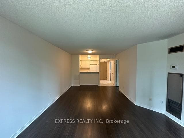 942 Yonge Street Unit 205 photo 6