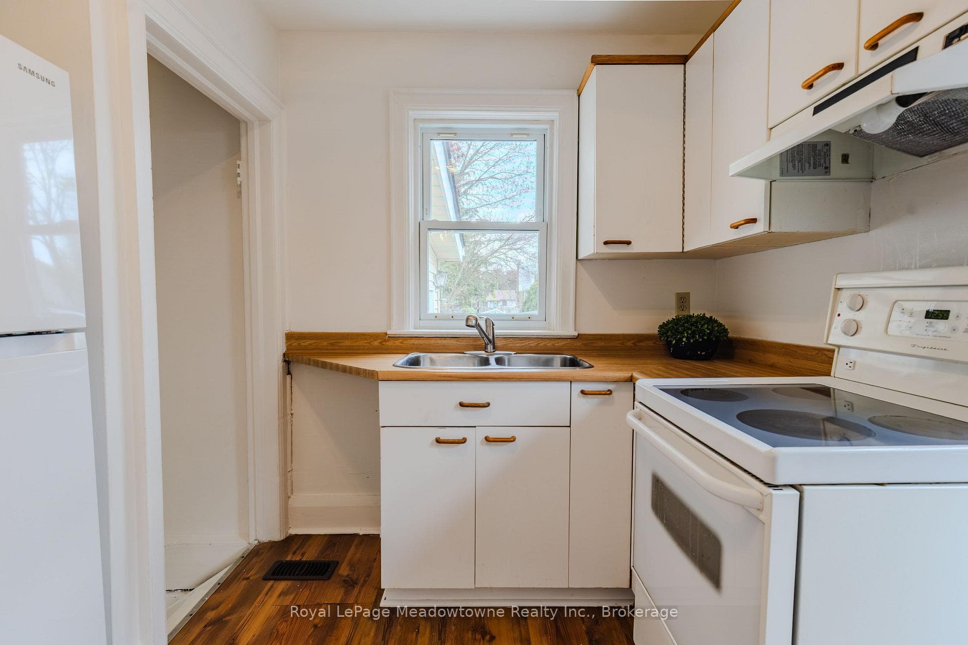 21 Elgin Street photo 12