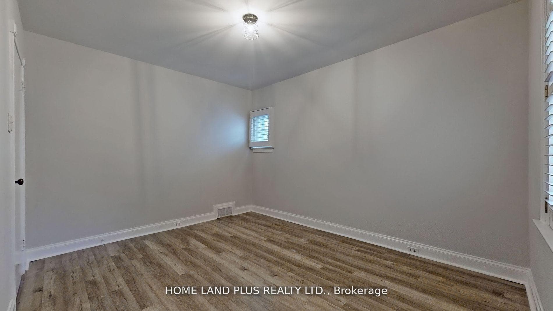 257 Joicey Boulevard photo 22
