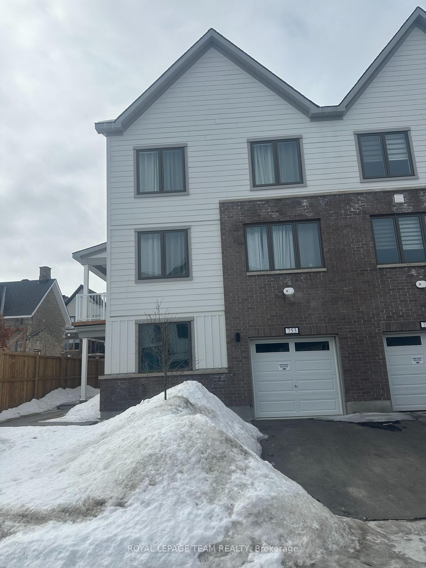 753 Kinstead Pvt Private photo 2