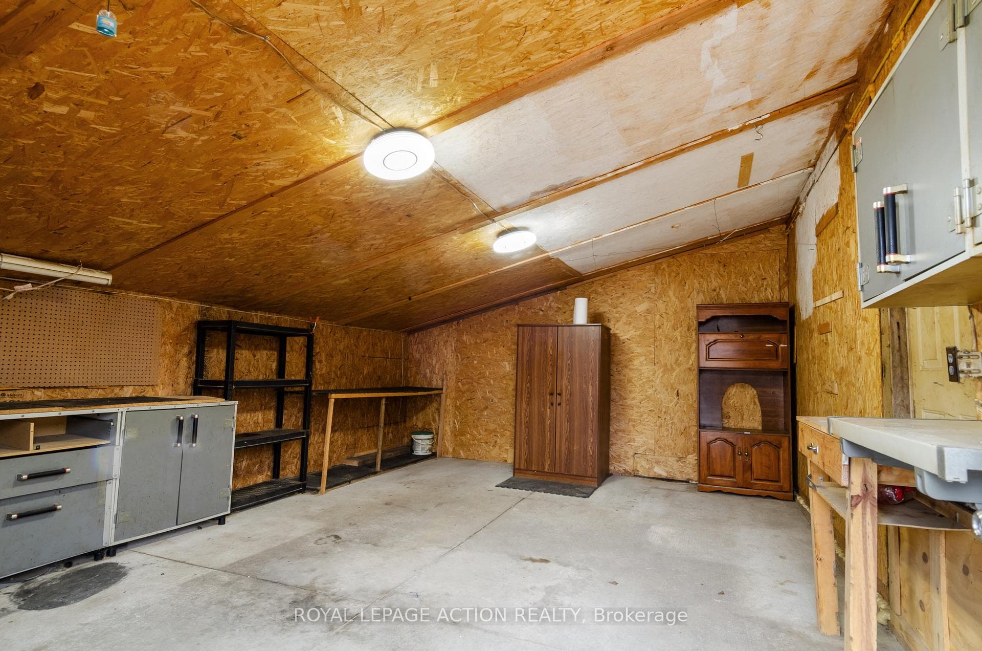 71 Barnes Avenue photo 27