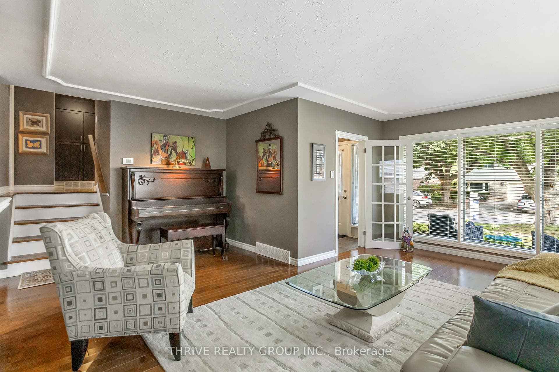 573 Lambton Street photo 6
