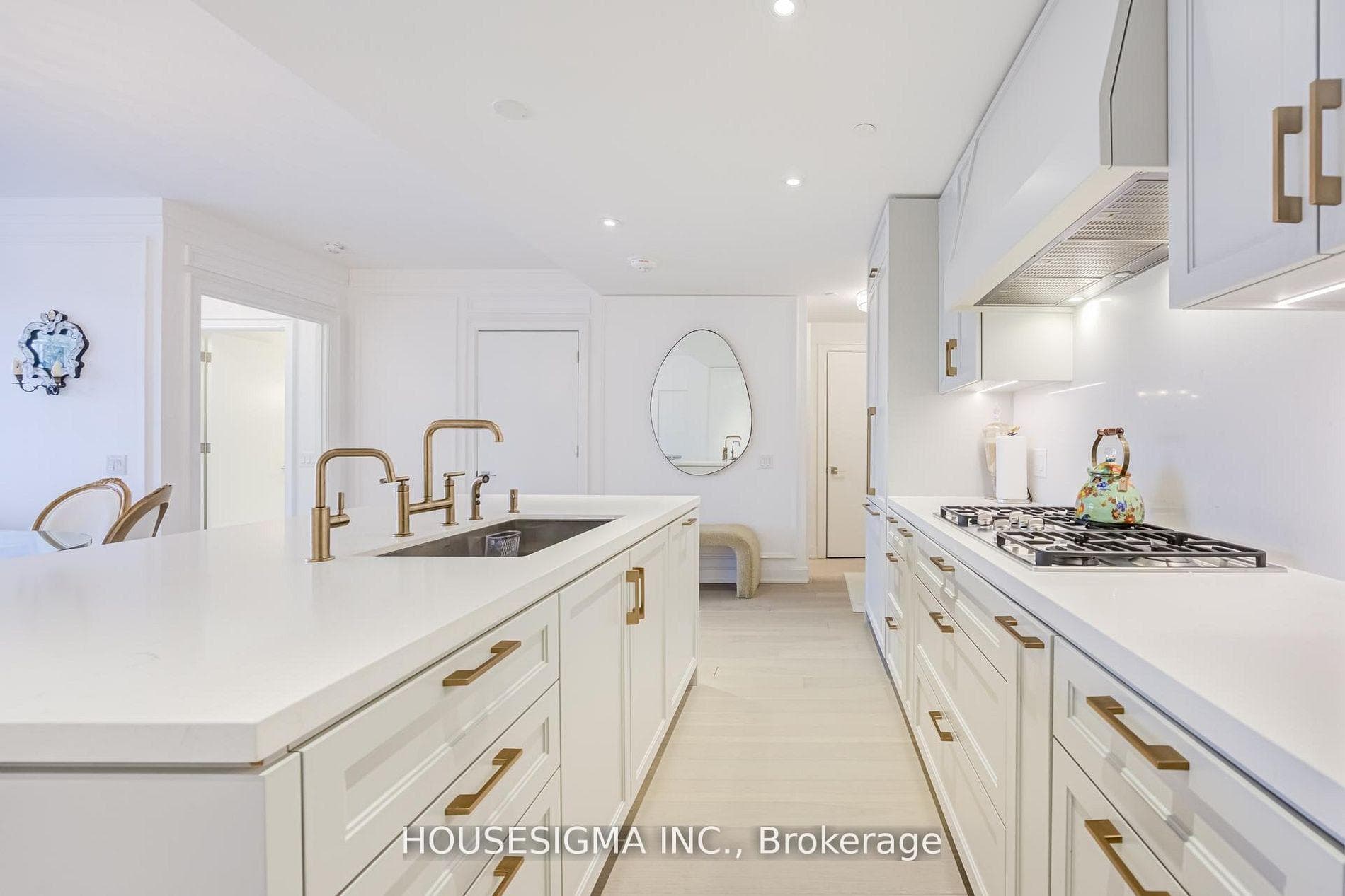 1 Strathgowan Avenue Unit 406 photo 14