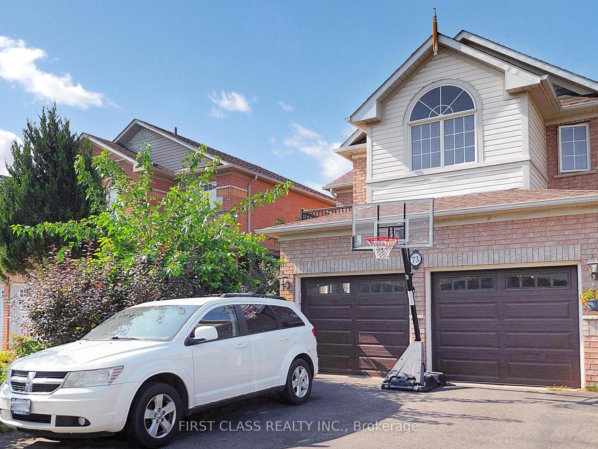 73 Porchlight Road photo 2