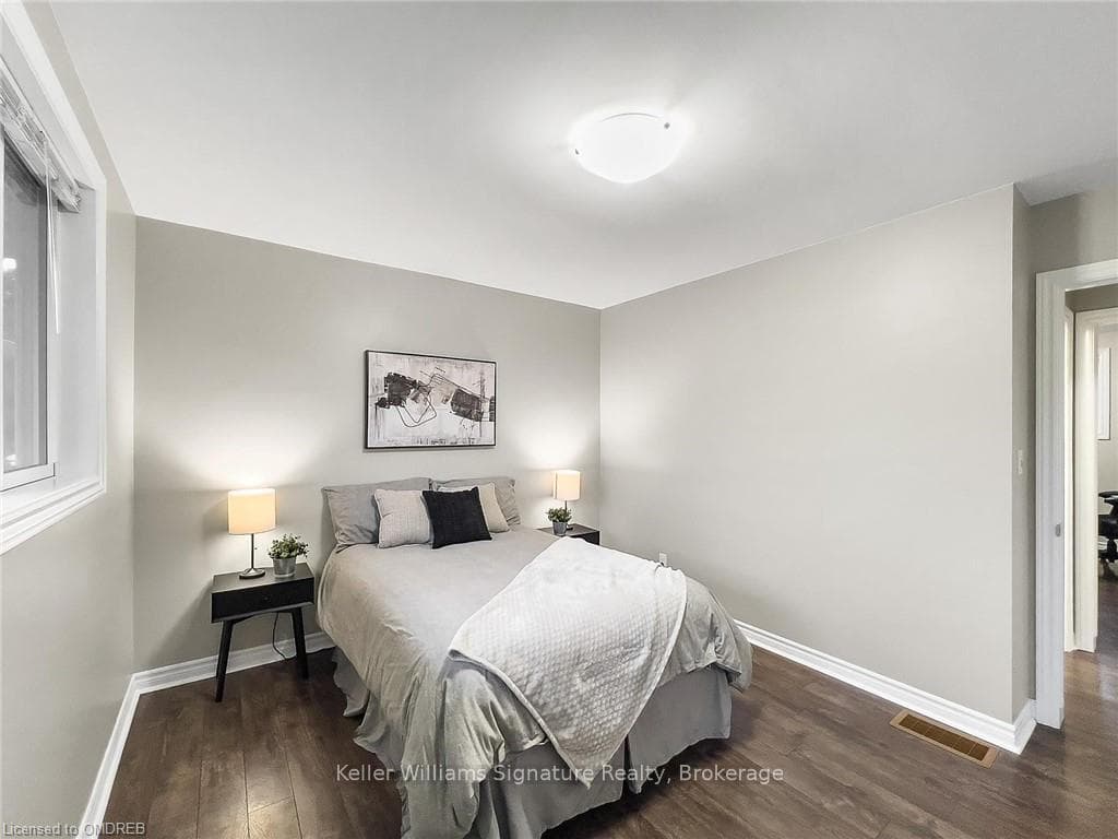 Upper bedroom 1