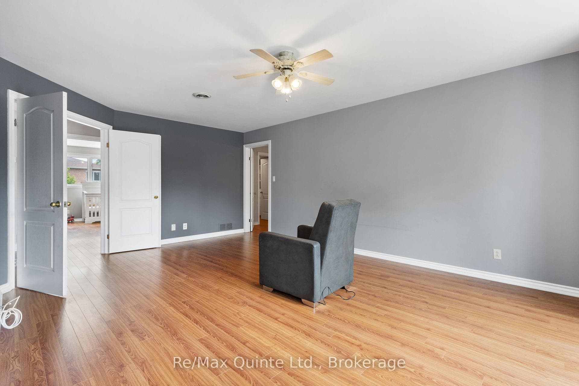 17 Applewood Court photo 28