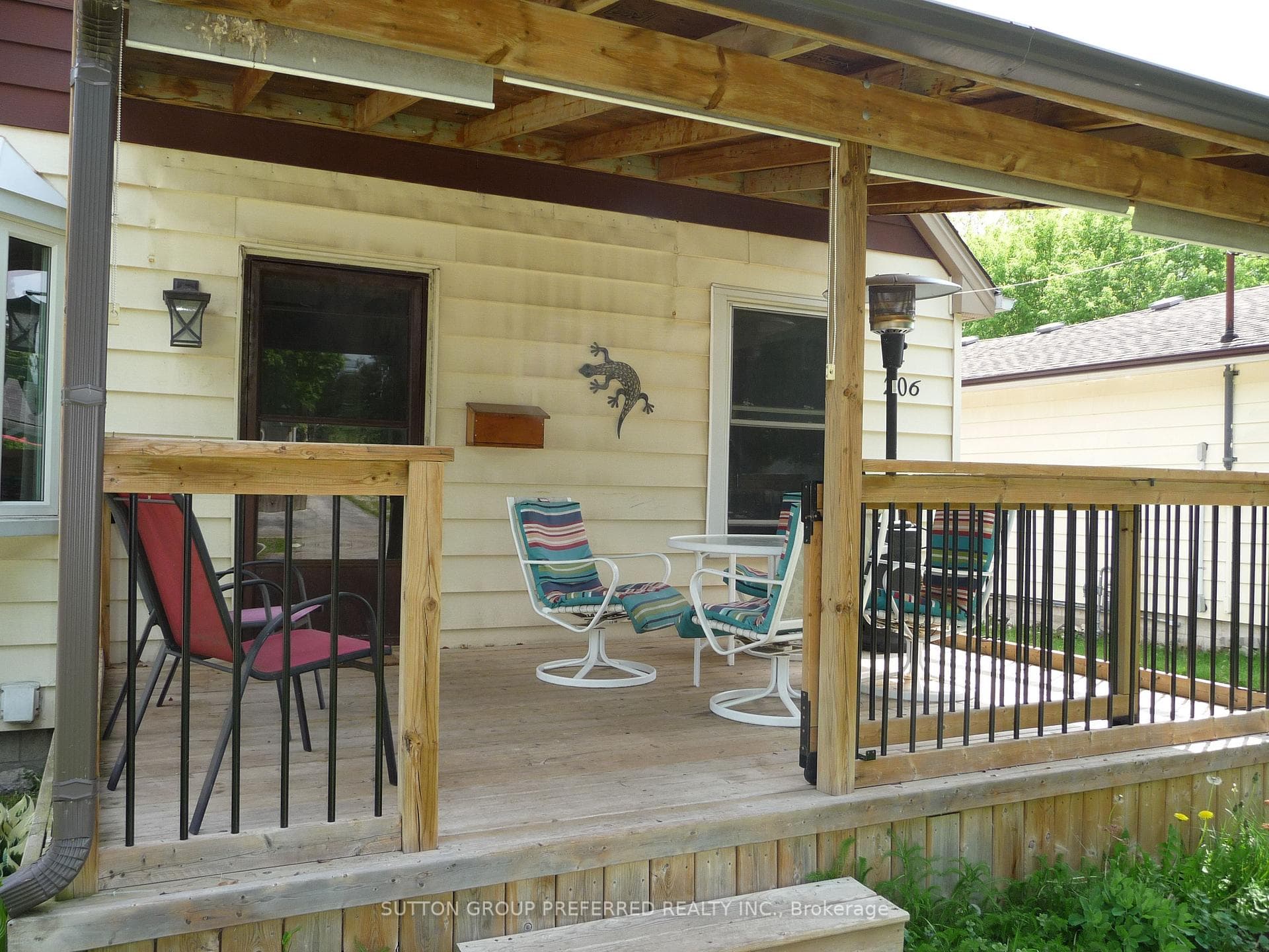 206 Emerson Avenue photo 31