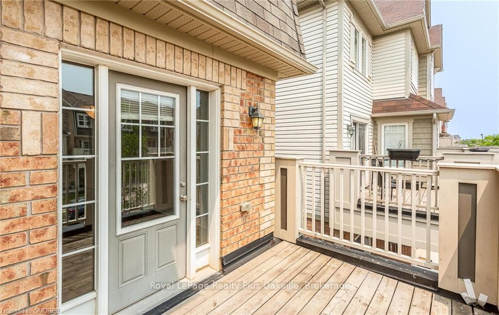 243 SEPTIMUS Heights photo 39