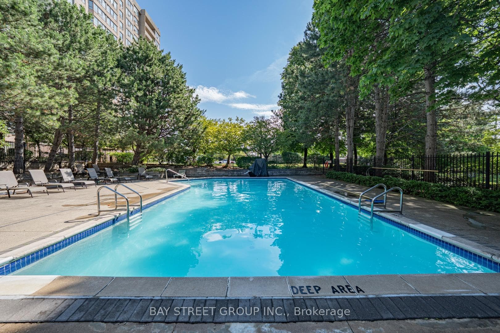 Outdoor Swimming Pool