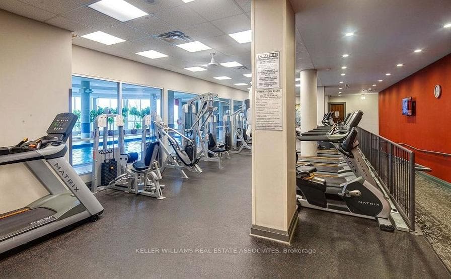 3 Rean Drive Unit 1711 photo 21