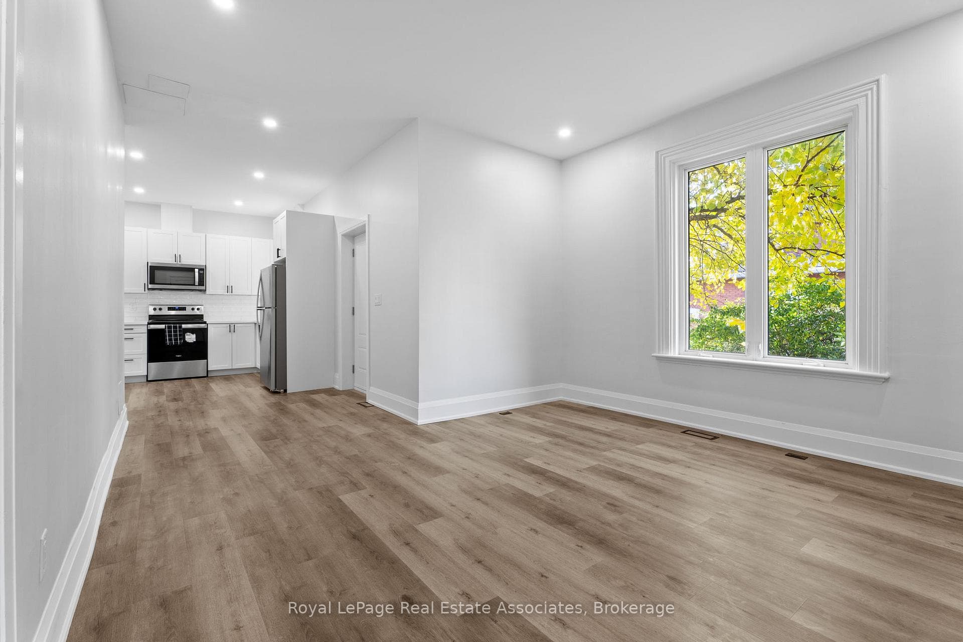 55 Cayuga Street Unit 1 photo 8
