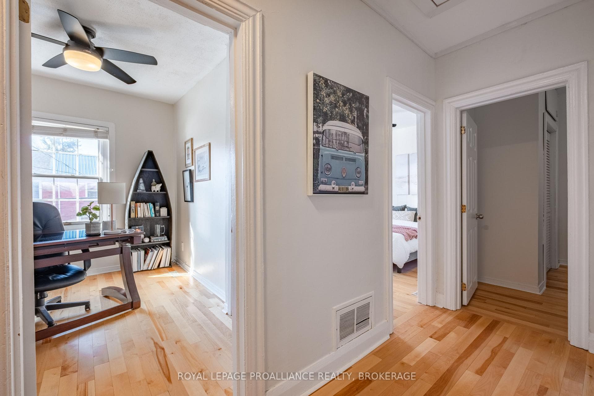 133 Stephen Street photo 23