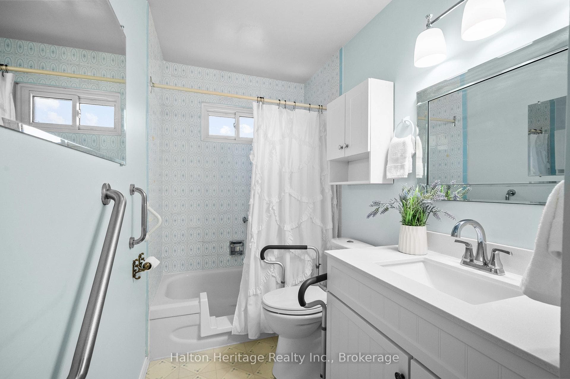2118 Cavendish Drive photo 25