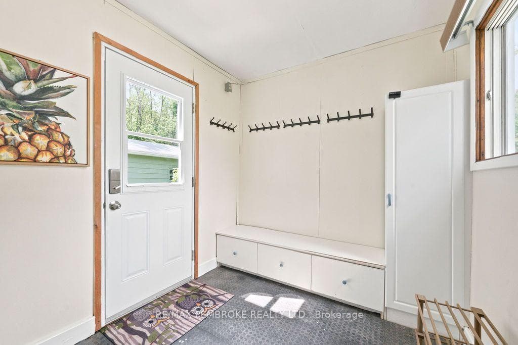 1369 B Greenwood Road photo 25