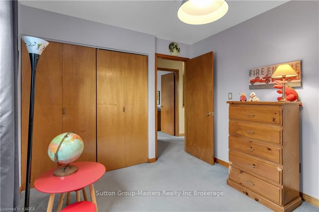 977 NOTTINGHILL Avenue photo 23